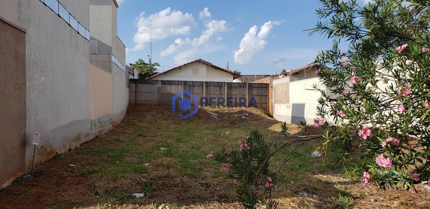 Terreno à venda, 180 m² por R$ 95.000,00 - Jardim Portal dos Lagos - Votuporanga/SP - Foto principal