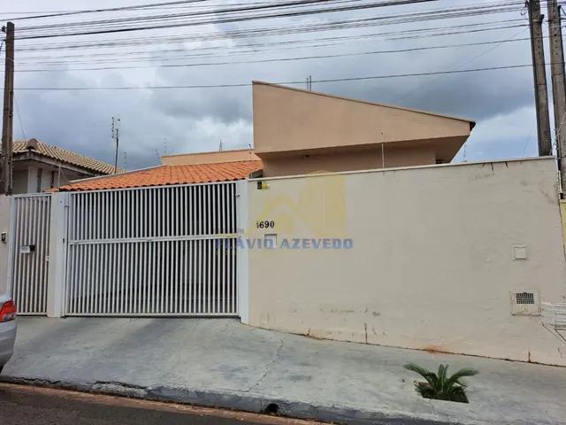 Casa à Venda com 3 Dorms e 1 Suíte - Jardim Residencial Dharma, Votuporanga
