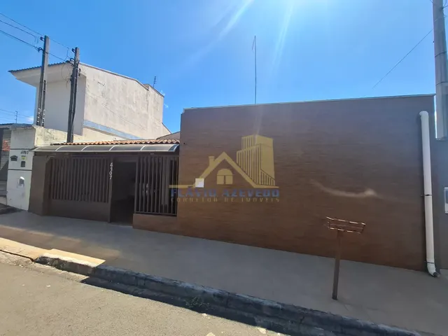 Casa à Venda com 2 Dormitórios - Jardim Marim, Votuporanga
