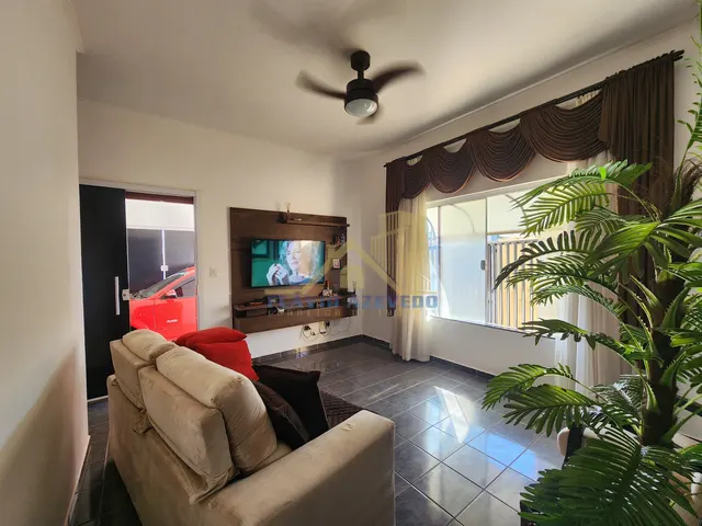 Casa à Venda - 2 Dorms - Vila América, Votuporanga