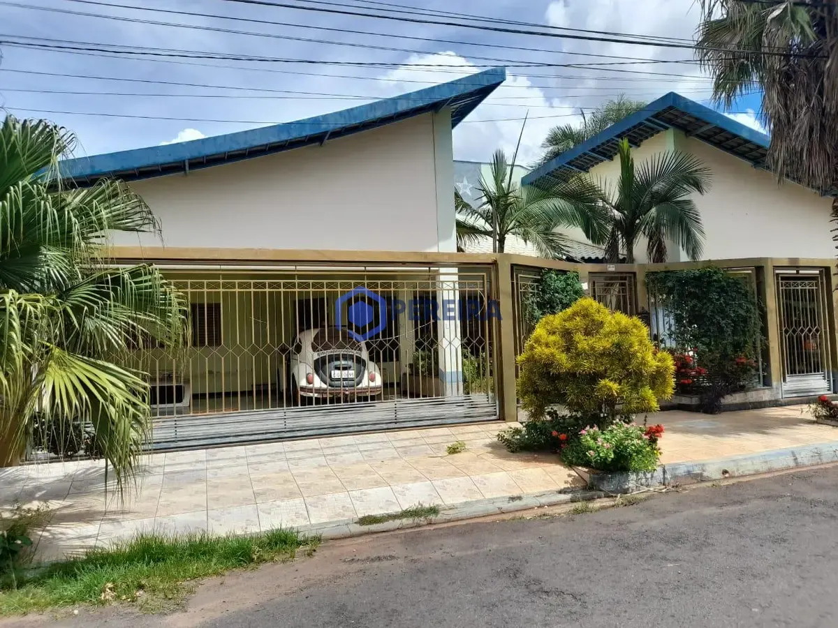 Casa com 4 dormitórios à venda, 371 m² por R$ 650.000,00 - Jardim Bom Clima - Votuporanga/SP - Foto principal