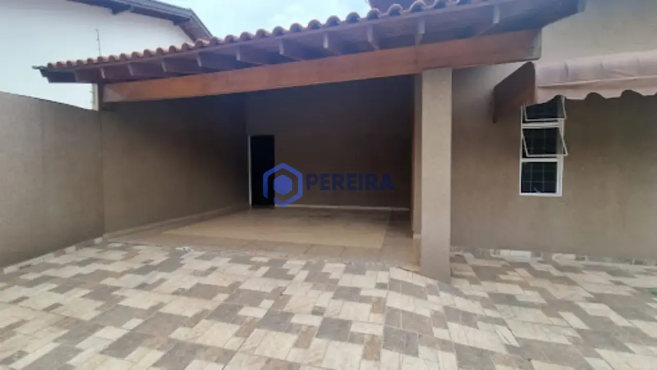 Casa com 3 dormitórios à venda, 115 m² por R$ 320.000,00 - Centro - Valentim Gentil/SP - Foto principal
