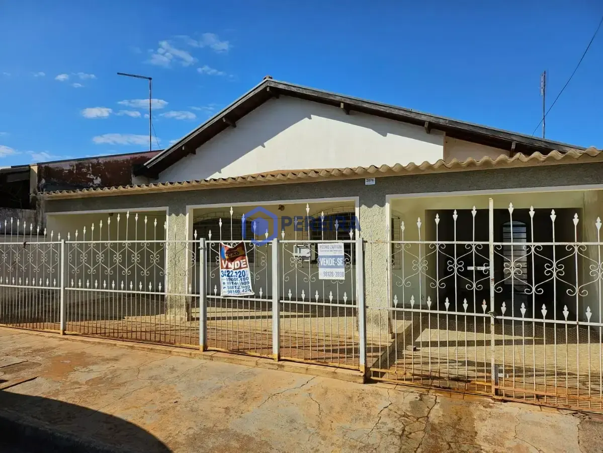 Casa com 3 dormitórios à venda, 154 m² por R$ 290.000 - Vila América - Votuporanga/SP - Foto principal