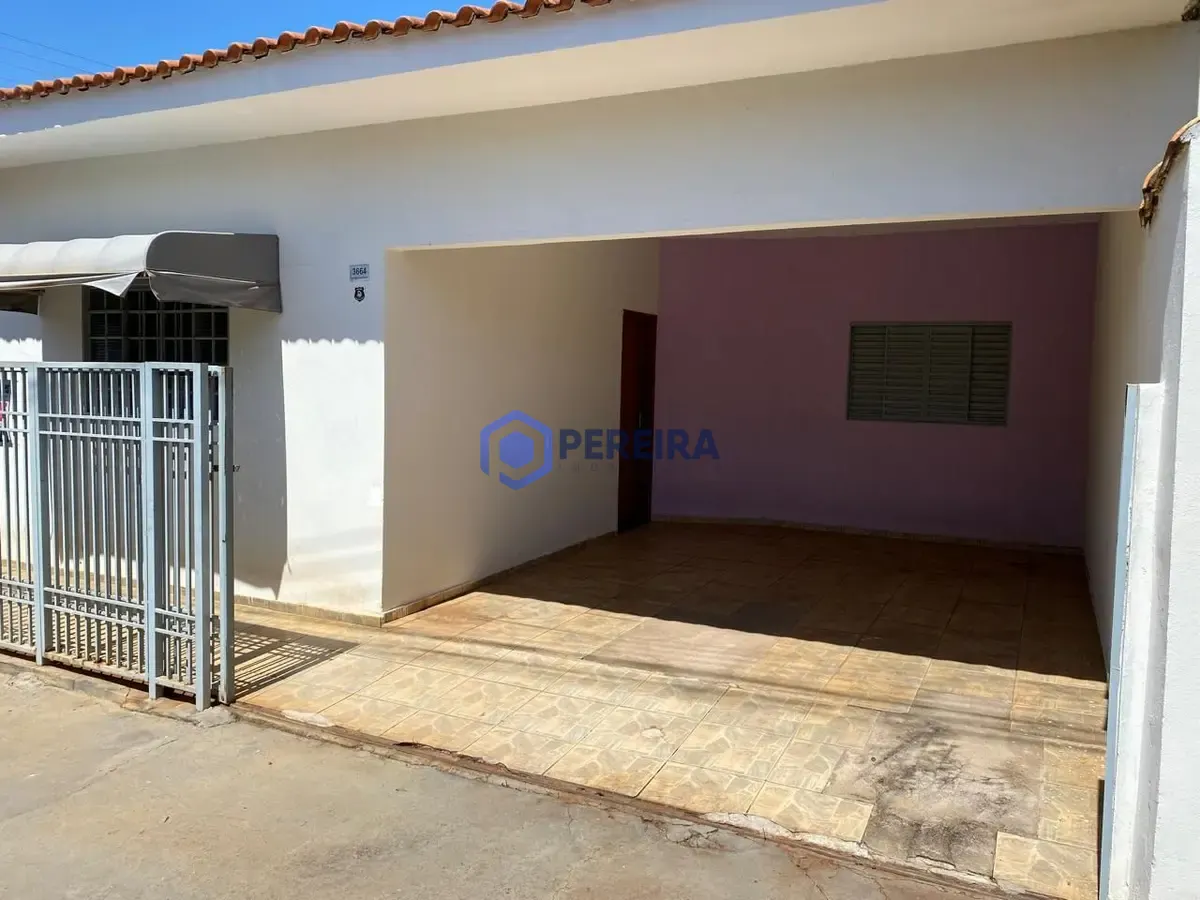 Casa à Venda - 3 Dormitórios e 1 Suíte - Pozzobon, Votuporanga - Foto principal