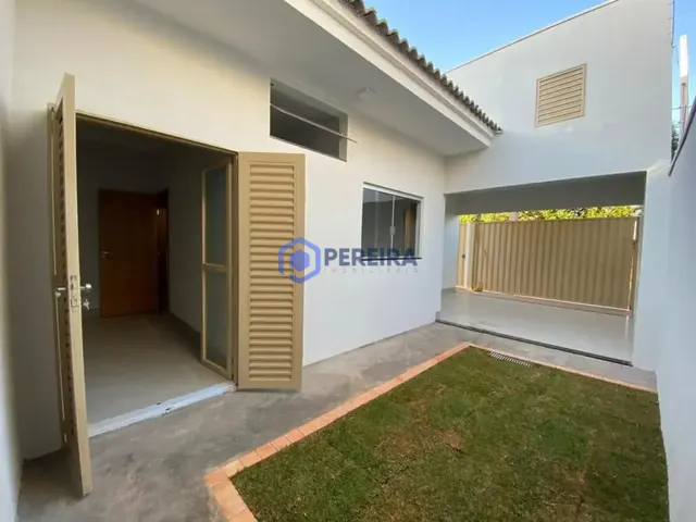 Casa à Locação/Venda - 3 Dormitórios e 1 Suíte - Pozzobon, Votuporanga - Foto 2