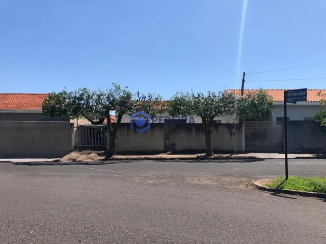 Casa com 2 dormitórios à venda, 69 m² por R$ 220.000 - Pozzobon - Votuporanga/SP