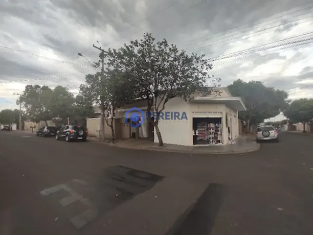 Casa com 6 dormitórios à venda, 275 m² por R$ 650.000,00 - Pozzobon - Votuporanga/SP