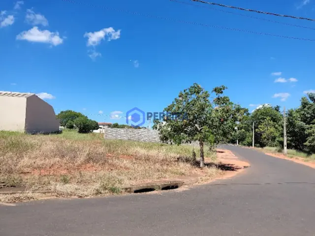 terreno à venda no Quinta do Mouro 251metros