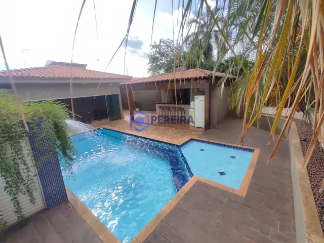Casa com 3 dormitórios à venda, 247 m² por R$ 1.250.000,00 - Chácara Aviação - Votuporanga/SP