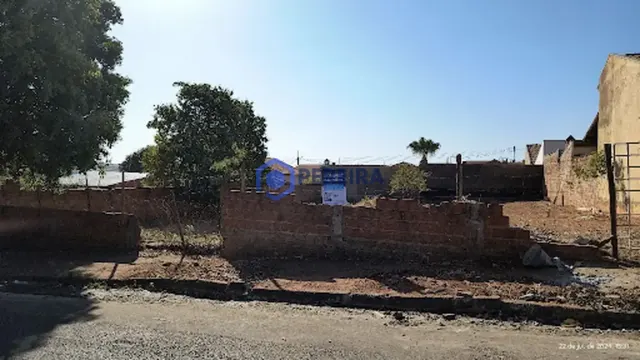 Terreno à Venda - 338.83m² - Jardim Bom Clima, Votuporanga