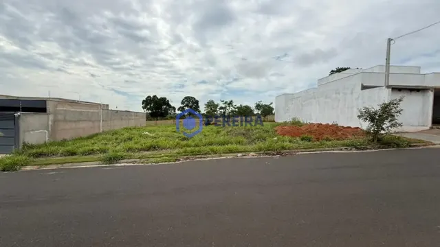 Terreno à Venda - 200m² - Jardim Portal das Brisas, Votuporanga