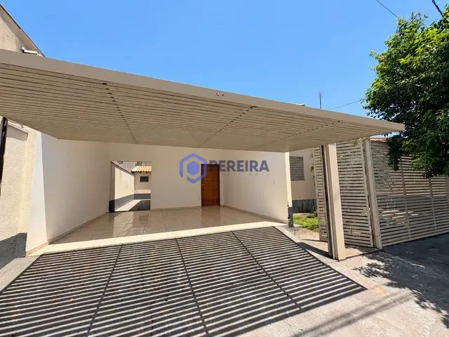Casa à Venda - 3 Dorms e 1 Suíte - Portal do Sol, Votuporanga