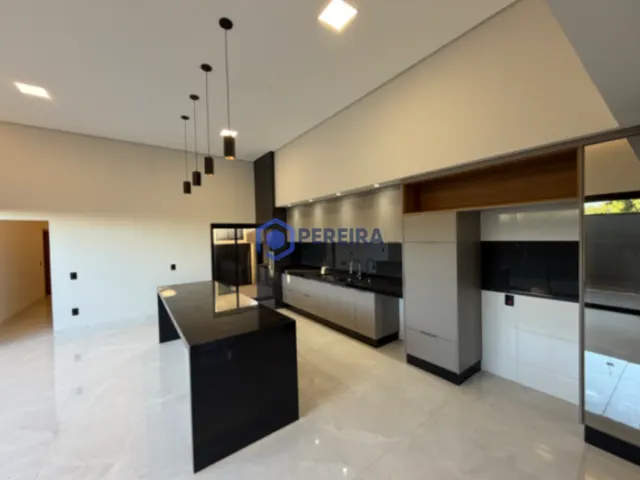 Casa à Venda - 3 Dormitórios e 2 Suítes - Região Privilegiada - Foto 3