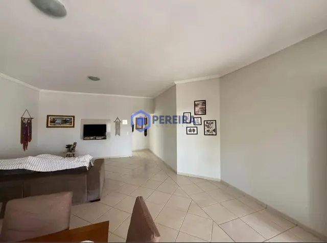 Casa à Venda - 3 Dormitórios e 1 Suíte - PARQUE RESIDENCIAL FRIOZI - Foto 5