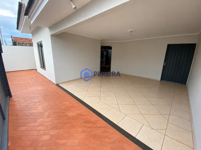 Casa à Locação/Venda - 3 Dorms e 1 Suíte - Parque das Nações, Votuporanga - Foto 2