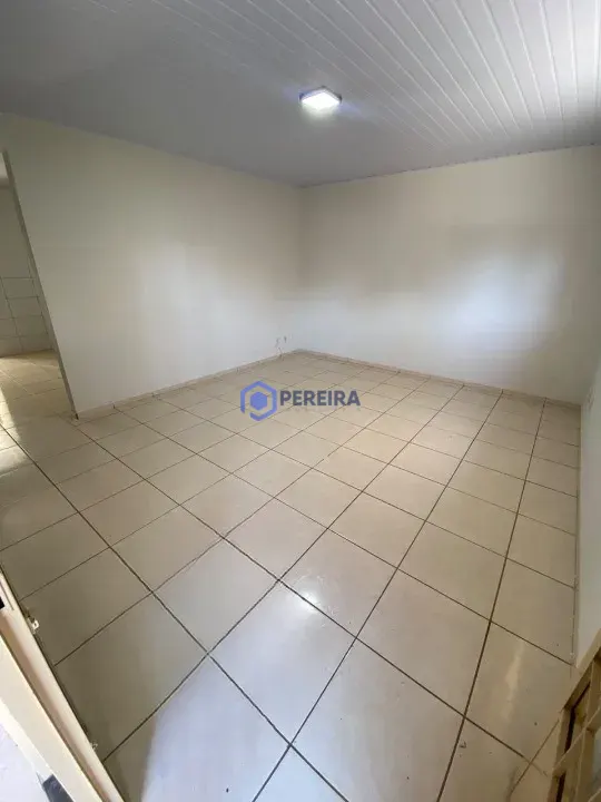 Casa para Locação - 2 Dorms e 2 Vagas - Conj Hab Jamir D`Antonio - Foto 3