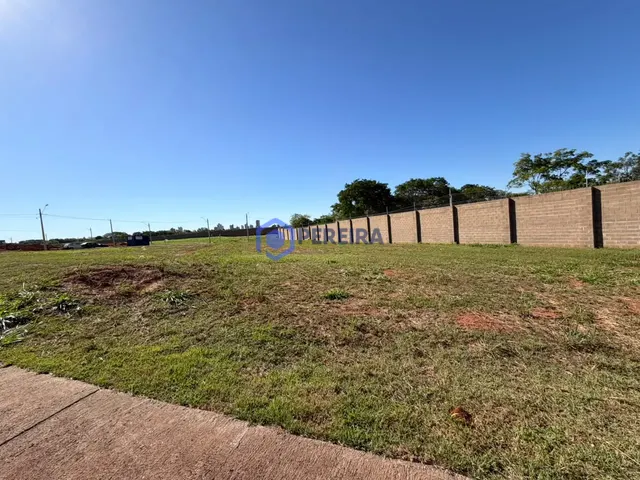 Terreno à Venda - 406.11m² - Condomínio Athenas 2, Votuporanga - Foto 2