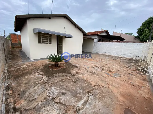 Casa para Locação - 2 Dorms e 1 banheiro - Parque das Nações, Votuporanga - Foto 3