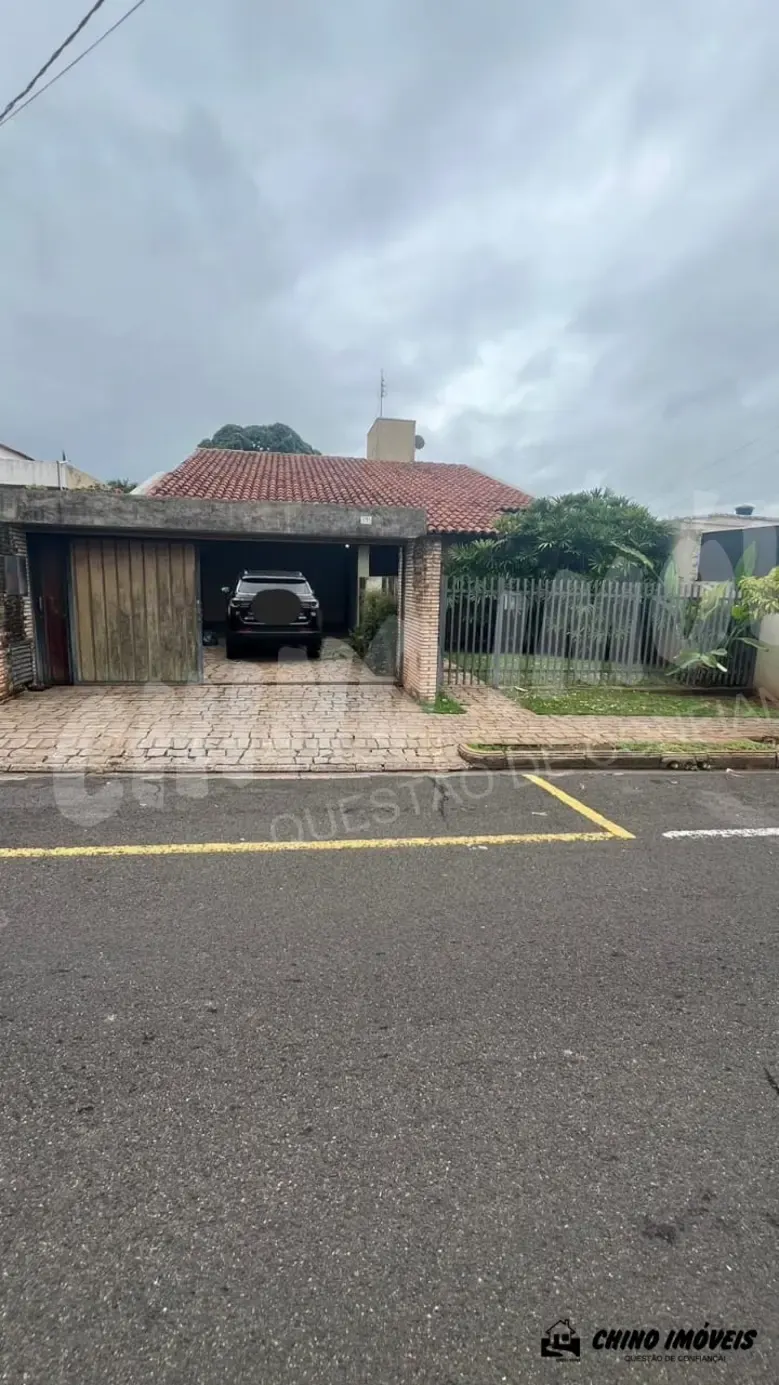 Casa à venda - Rua Mato Grosso - no coração da cidade / Excelente para ponto Comercial - Foto principal