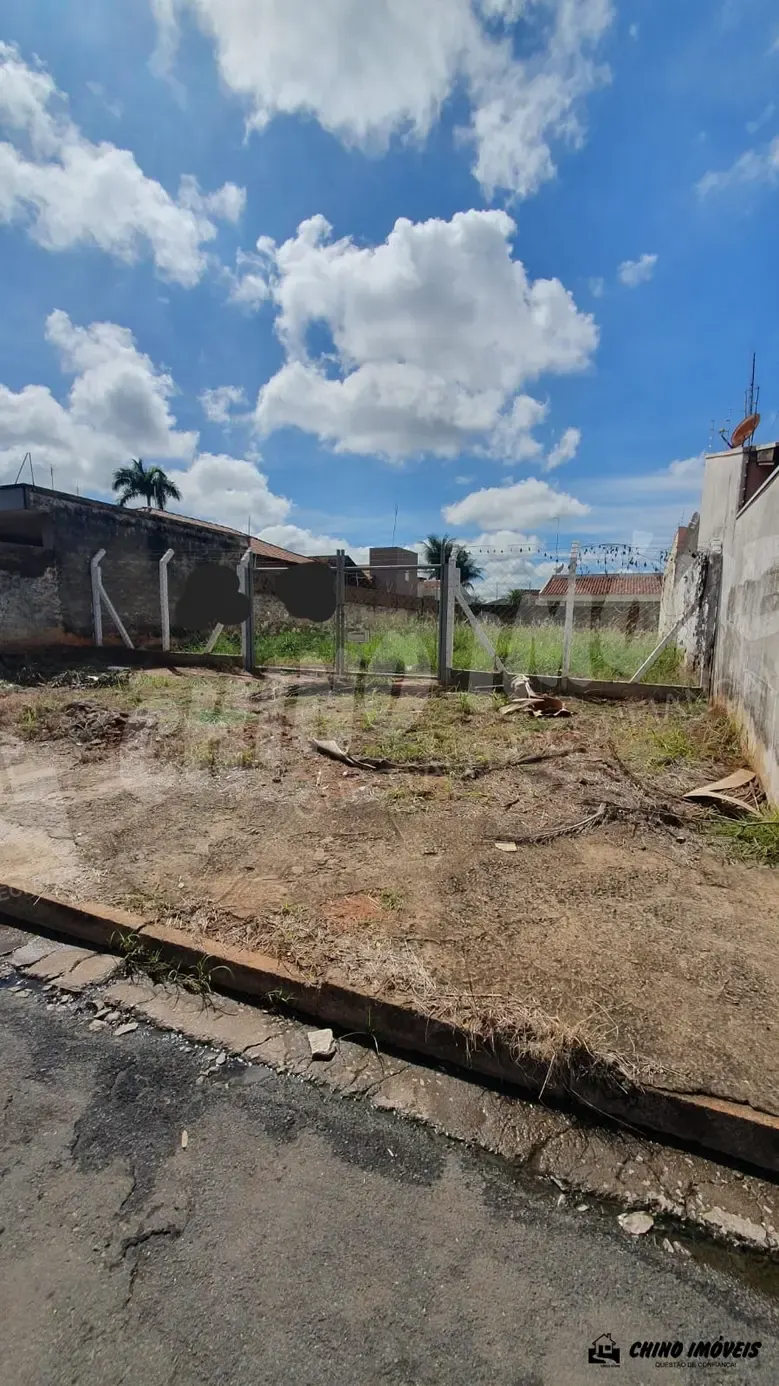 Terreno à venda - em frente ao Eco Posto 27 - Localização privilegiada - Foto principal