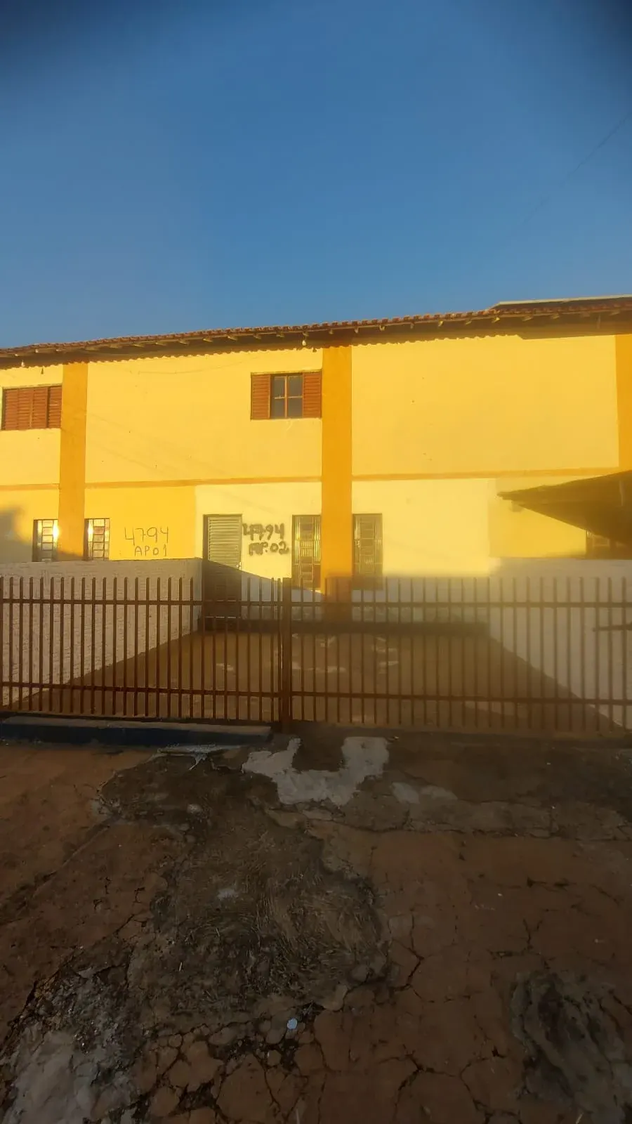 Casa para Locação - 2 Dormitórios - Vila América, Votuporanga - Foto principal