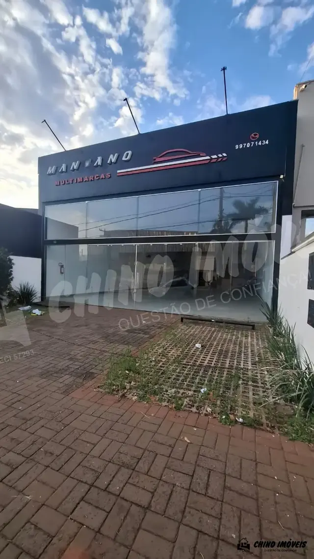 Aluga-se Salão Em Frente Ao Assary