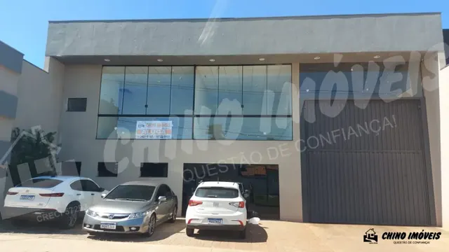 Aluga-se Salão Comercial