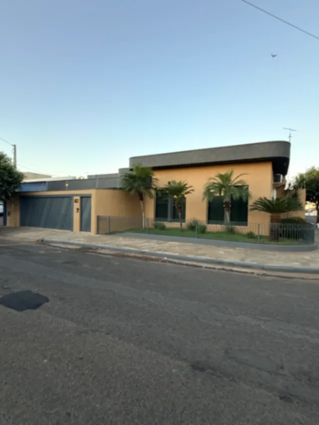 Casa residencial ou para clínica 