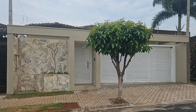 Casa para Locação - 3 Dorms e 1 Suíte - Jardim Eldorado, Votuporanga