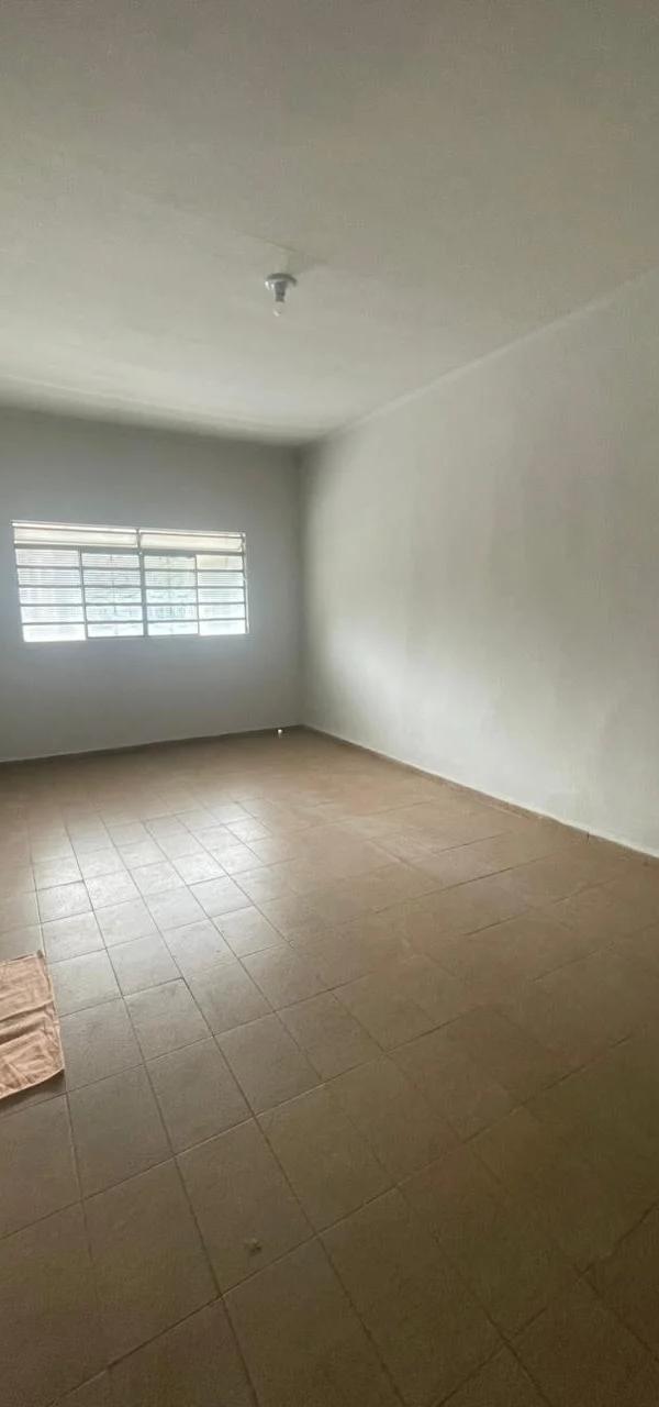Casa à Locação com 3 Dorms - COHAB, Votuporanga - Foto 3