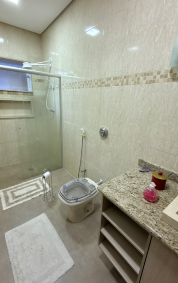 Casa residencial ou para clínica - Foto 4